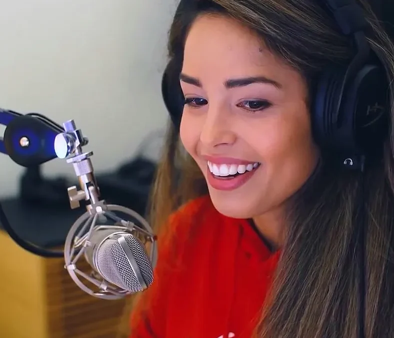 How Much Do Cam Girls Earn in 2025? Numbers That Reveal the Truth