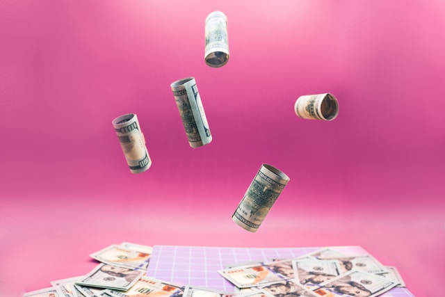 8 Proven Steps to Become a Successful Male Cam Model