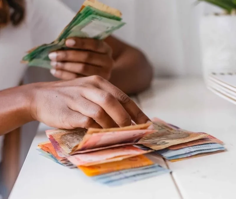 How to Make Money on Webcam: 6 Expert Tips For 2025